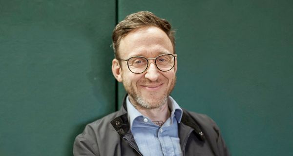 Author Thomas Meyer: “I Think Most Couples Are Unhappy"